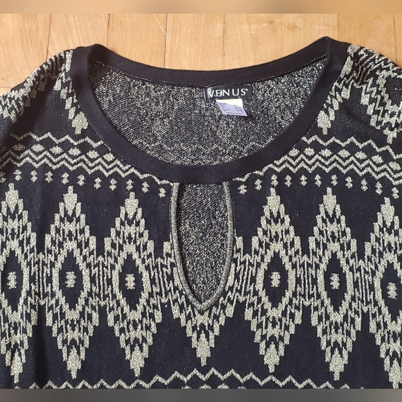 Venus Black and Gold Print Top - Picture 5 of 7